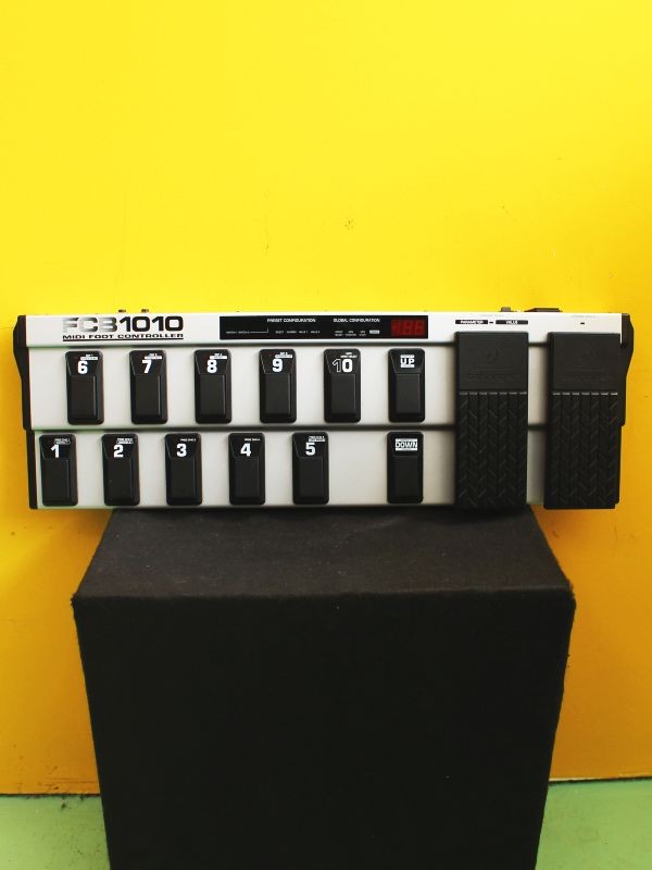 Behringer FCB1010 MIDI Foot